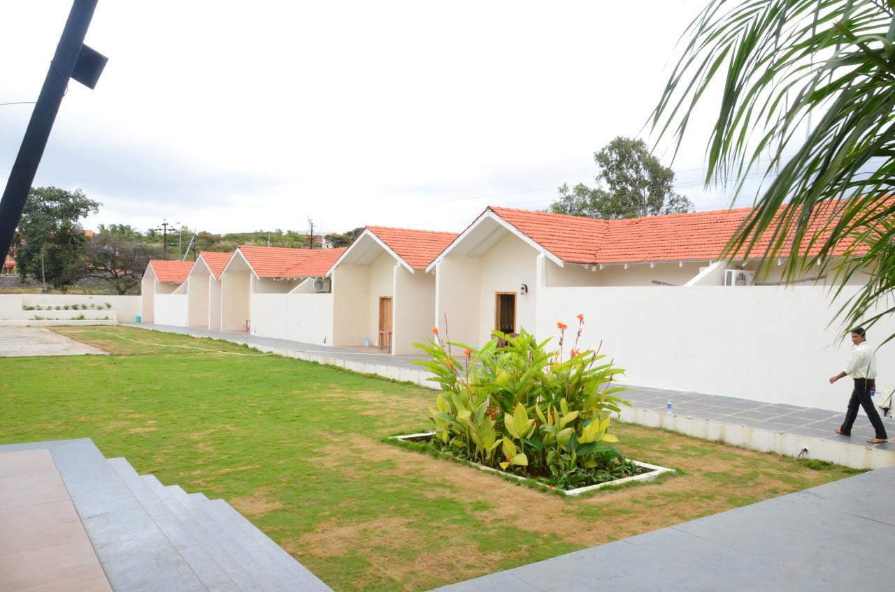 Mango Leaf Resort Mahiravani Bagian luar foto